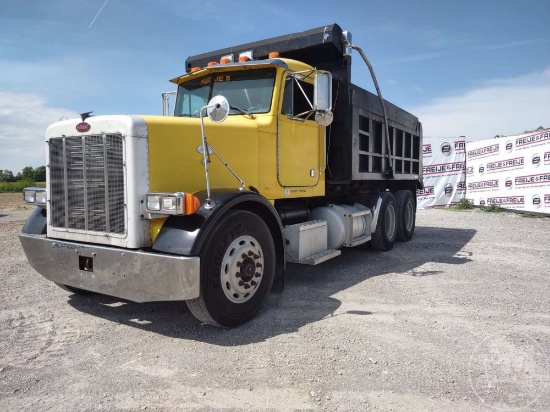 1994 PETERBILT 378 TANDEM AXLE DUMP TRUCK VIN: 1XPFD99X9RN358148
