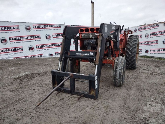 ALLIS-CHALMERS ONE NINETY TRACTOR W/LOADER