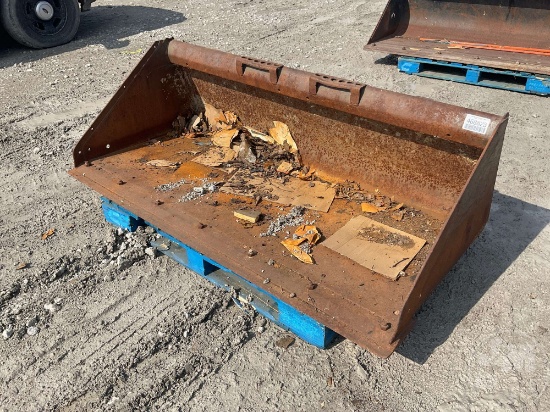 BOBCAT 66 INCH SMOOTH BUCKET