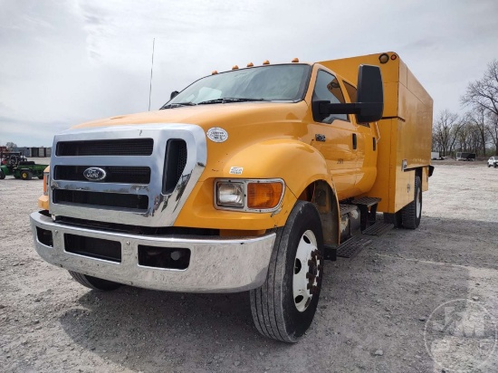 2015 FORD F-750 SINGLE AXLE DEBRIS TRUCK VIN: 3FRNW7FB3FV723561