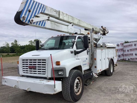 2003 GMC C7500 BUCKET TRUCK LIFT-ALL L0M10-55-1S VIN: 1GDM7E1C83F519944