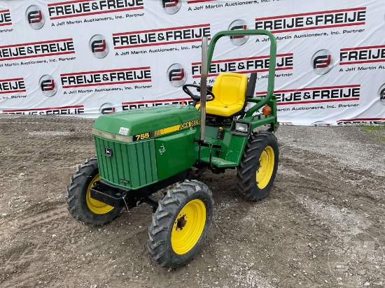 JOHN DEERE 755 SN: LV0755A130144