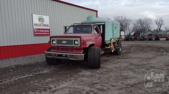 1985 CHEVROLET C70 SINGLE AXLE WATER TRUCK VIN: 1GBL7D1B2FV208588