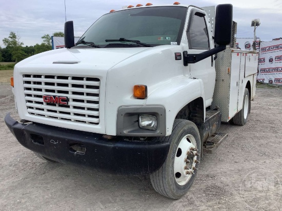 2007 GMC C6500 S/A MECHANICS TRUCK VIN: 1GDJ6C1367F405134