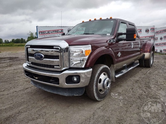 2012 FORD F-350 LARIAT CREW CAB 4X4 PICKUP VIN: 1FT8W3DT0CED12804