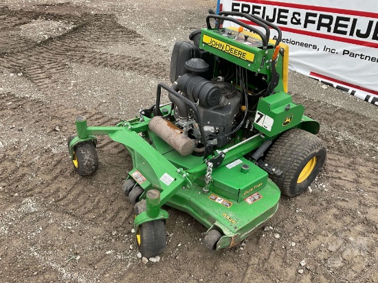 2021 JOHN DEERE 648R STAND ON SN: 1TC648RAKMT090233