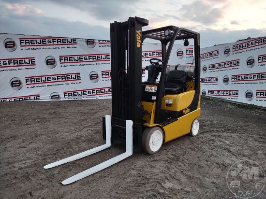 YALE GLC030VXNUSE082 2700 PNEUMATIC TIRE FORKLIFT SN: C809V02315D