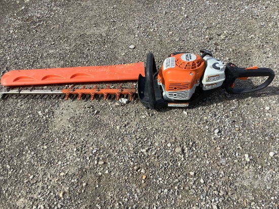 STIHL HS 82 R GAS POWERED HEDGE TRIMMERS ***QTY, 1***
