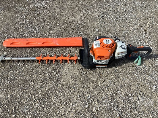 STIHL HS 82 R GAS POWERED HEDGE TRIMMERS ***QTY, 1***