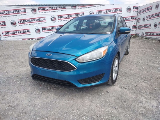 2016 FORD FOCUS SE VIN: 1FADP3F28GL403083 FWD