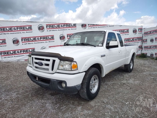 2010 FORD RANGER EXTENDED CAB 4X2 PICKUP VIN: 1FTKR4EEXAPA35938