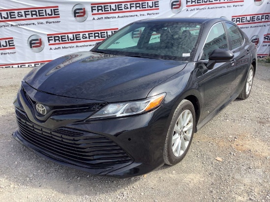 2019 TOYOTA CAMRY VIN: 4T1B11HK8KU160572 2WD