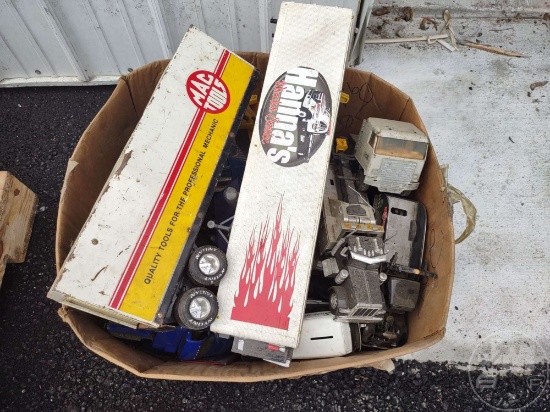 BOX OF DICAST WRECKERS , CARS
