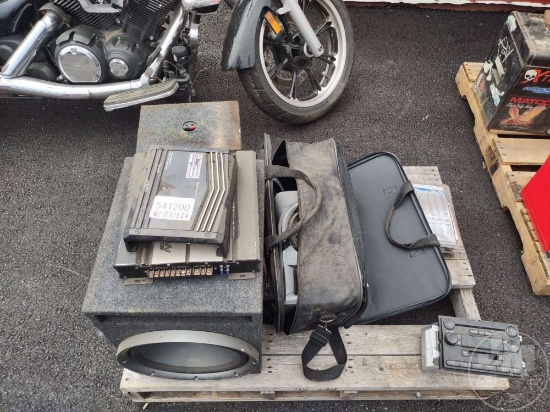 PALLET OF SUBS, AMPS, RADIO CONDITION UNKNOWN