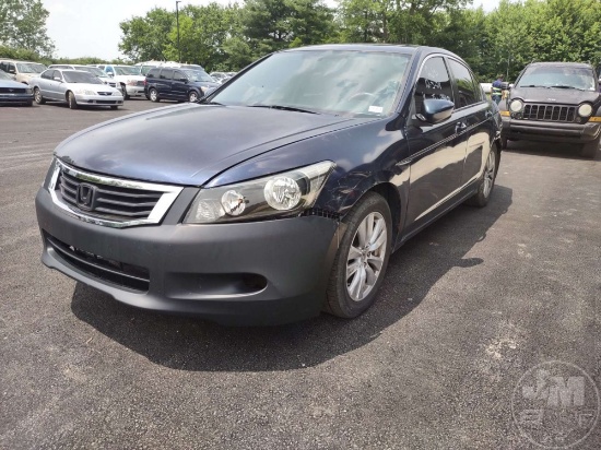 2011 HONDA ACCORD VIN: 1HGCP2F71BA042653