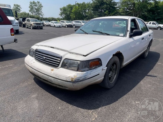 1999 FORD CROWN VIC VIN: 2FAFP71W6XX155896