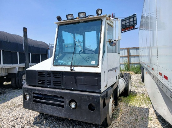 SINGLE AXLE DAY CAB TRUCK TRACTOR *CNV NO VIN PLATE VISIBALE