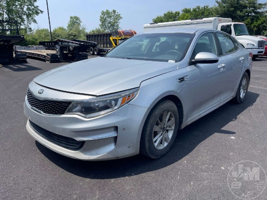 2016 KIA OPTIMA VIN: 5XXGT4L38GG077257