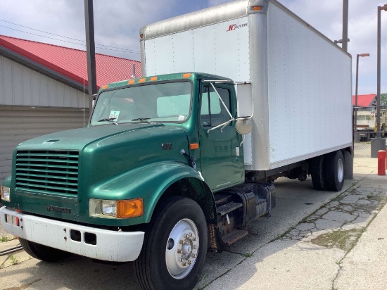1996 INTERNATIONAL 4700 SINGLE AXLE VAN TRUCK VIN: 1HTSCAAN8TH223363