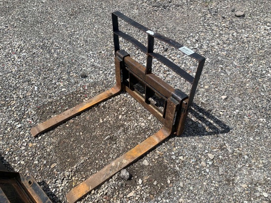 TORO FORKS FITS TORO/DINGO STYLE