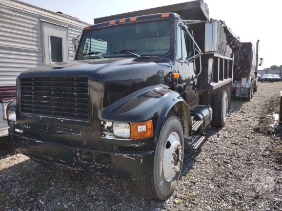 1994 INTERNATIONAL 4700 SINGLE AXLE DUMP TRUCK VIN: 1HTSCACM8RH576487