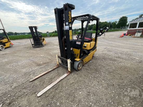 2018 Yale Glc040svxneae082 3350 Lbs Cushion Tire Forklift Sn: D809v03042s