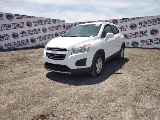 2015 CHEVROLET TRAX VIN: 3GNCJRSBXFL181771 AWD