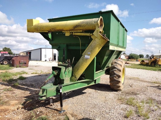 John Deere 1210 Grain Cart
