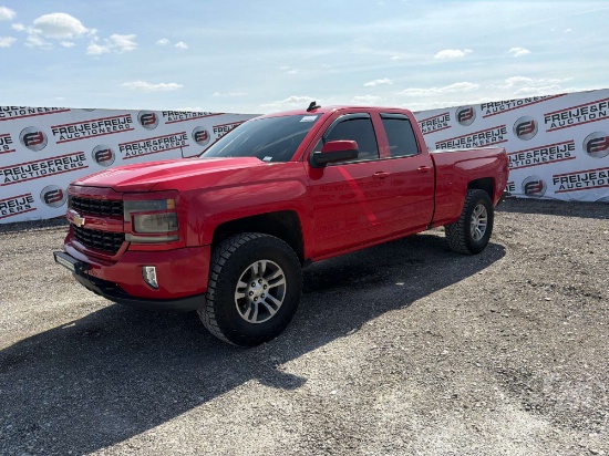 2017 CHEVROLET SILVERADO CREW CAB 4X4 PICKUP VIN: 1GCVKREC0HZ340621