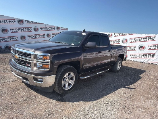 2015 CHEVROLET SILVERADO CREW CAB 4X4 PICKUP VIN: 1GCVKREC5FZ419117