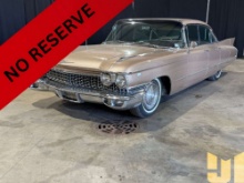1960 CADILLAC SEDAN DE VILLE
