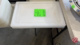 Rubbermaid 147P Plastic Lids