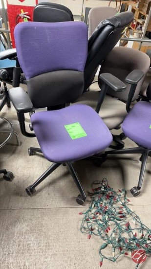 Steelcase T530602 Padded Office Chair W/ Casters