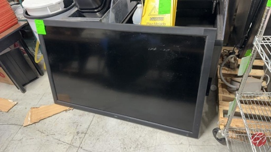 NEC V652 LCD High Performance Monitor 65"