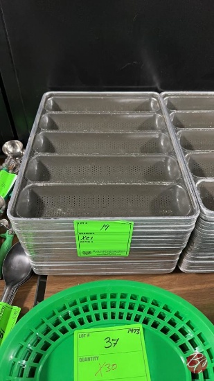 Aluminum 1/2 Size 5-Slotted Bread Pans