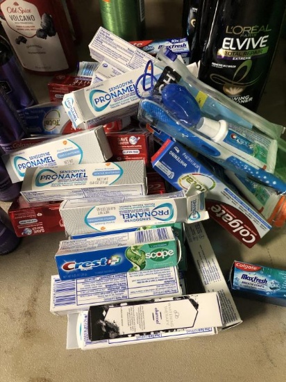 Misc. Toothpast Lot
