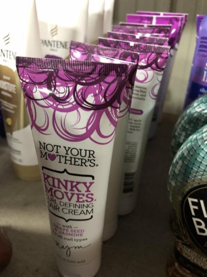 Not Your Mothers Kinky Moves Curl Defining