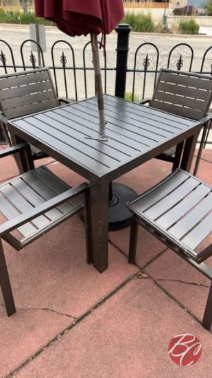 Metal Black Square Patio Table Approx: 36"x36"x29"