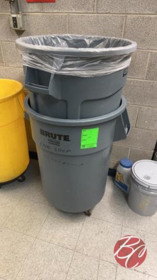Rubbermaid Brute Garbage Cans W (1) Dolly