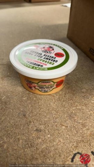 Bucky Badger Original Cheddar Garlic Spread 12oz