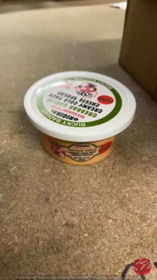Bucky Badger Original Cheddar Garlic Spread 12oz