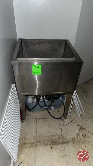 Stainless Steel Cold Plate Ice Bin Approx: 23"x21"