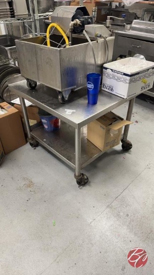 Stainless Steel Equipment Stand W/ Casters 32"