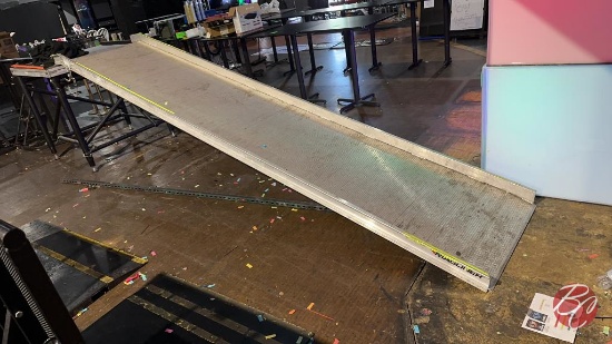 MAGLINER ALUMINUM STAGE RAMP 16ft x 39-1/2