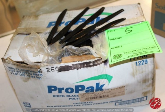Propak Black Plastic Knives