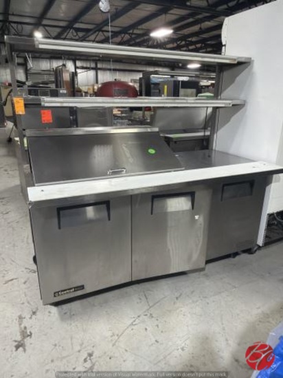 True TSSU-72-18M-B Mega Top Sandwich/Salad