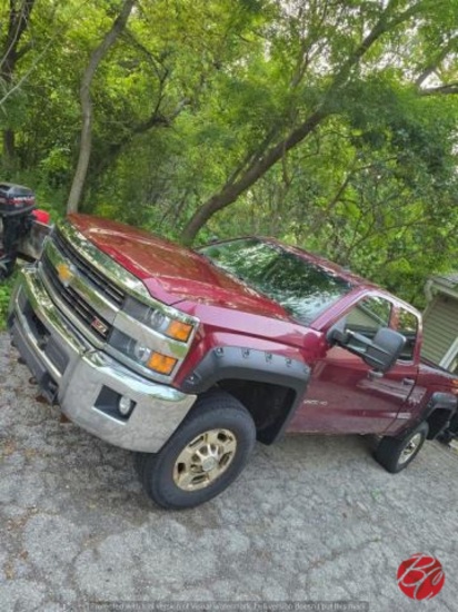 2015 Chevy Silverado 2500 Truck