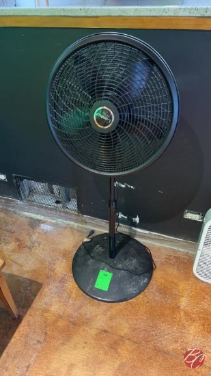 LASKO Pedestal Rotating Fan