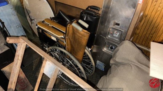 Wheel Chair (Brown)