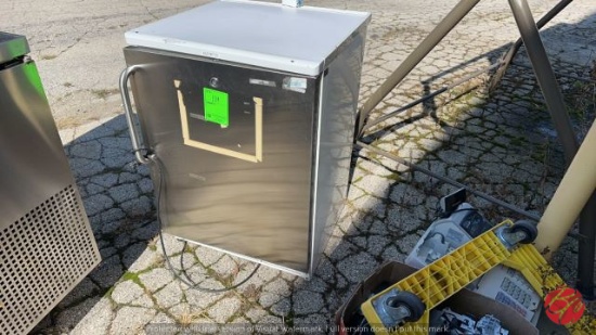 Stainless Single Door Mini Cooler